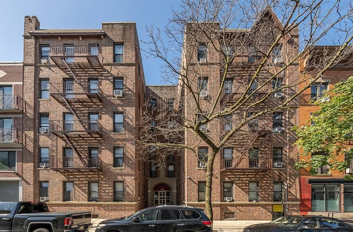 27-08 39th Ave, Long Island City, NY 11101